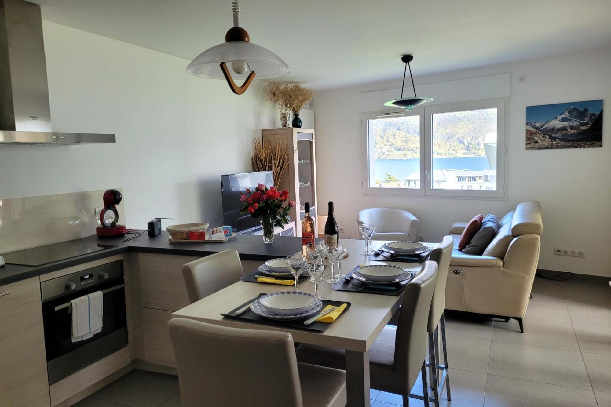 Le Tableau Du Lac 507 - 2 Bedrooms Apartment With Lake View Terrace アヌシー エクステリア 写真