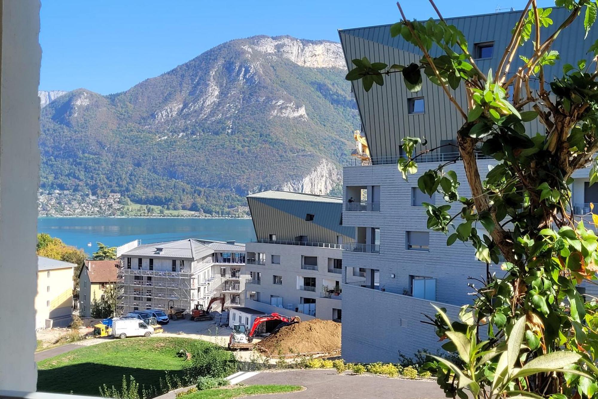 Le Tableau Du Lac 507 - 2 Bedrooms Apartment With Lake View Terrace アヌシー エクステリア 写真